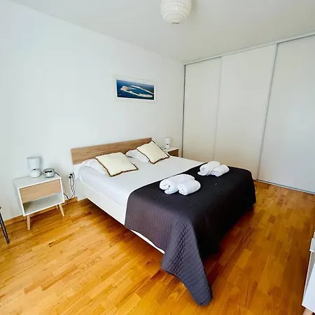 T3/4-6pers/5'piedplage/centreville/parking/wifi Apartamento *